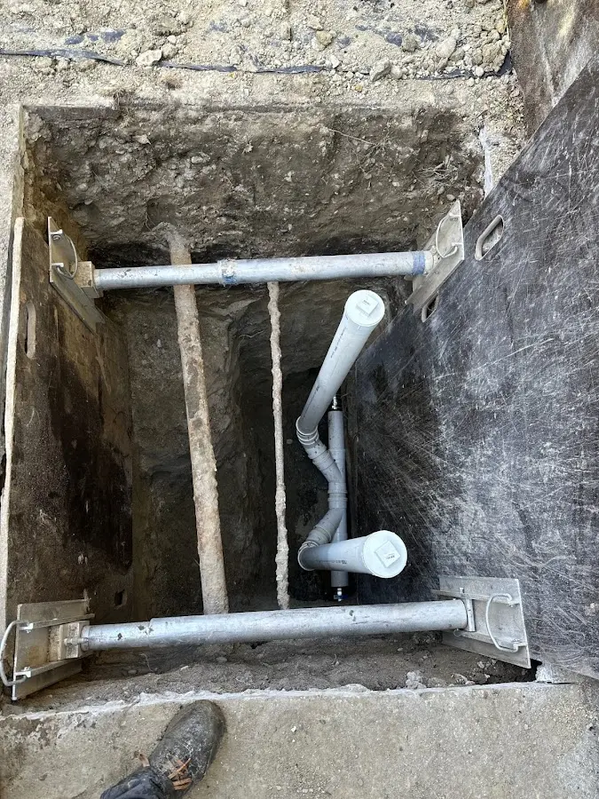 Experienced plumber completing Gas Line Repair work in Frankstown